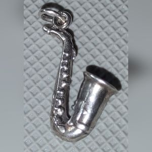 Vtg .925 Sundance Jewelry Co. Saxophone Charm.
